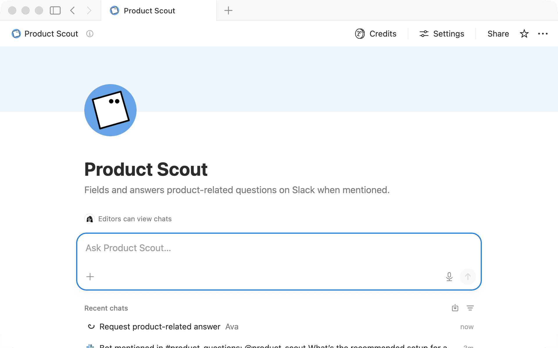 Product Scout responde a una pregunta sobre un producto que le ha hecho un compañero de equipo en un canal de Slack.